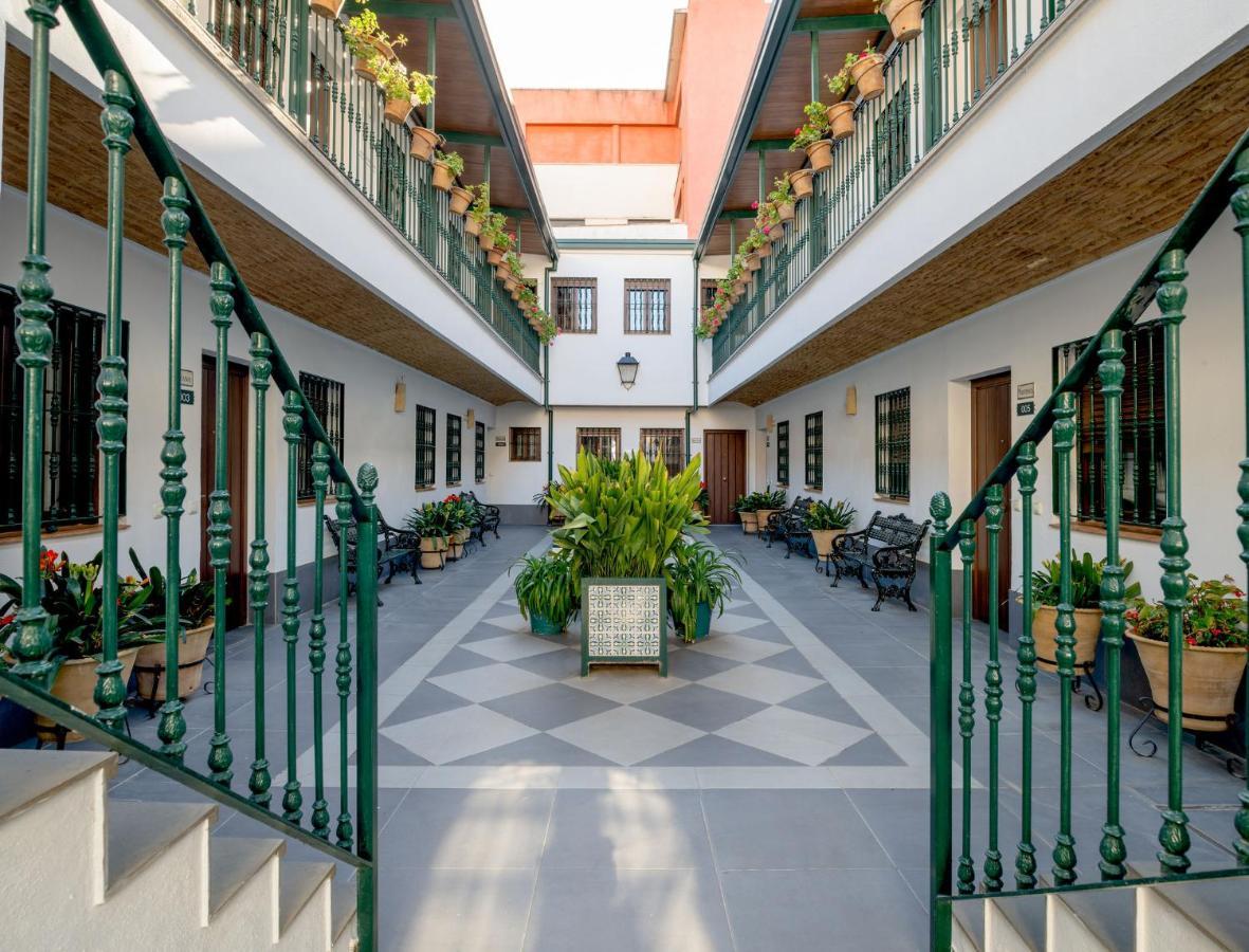 Triana Boutique Apartments By Hommyhome Seville Exterior photo