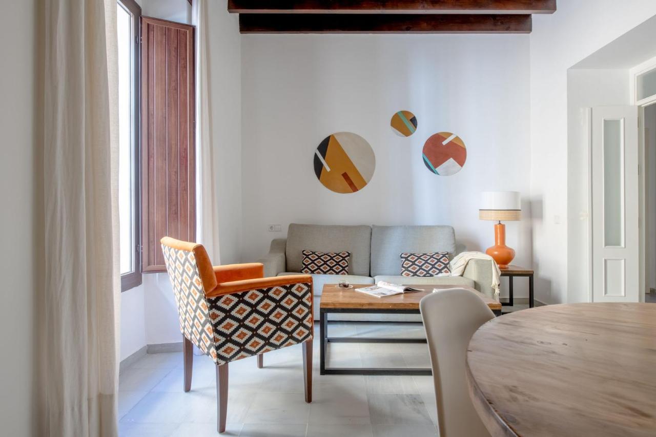 Triana Boutique Apartments By Hommyhome Seville Exterior photo