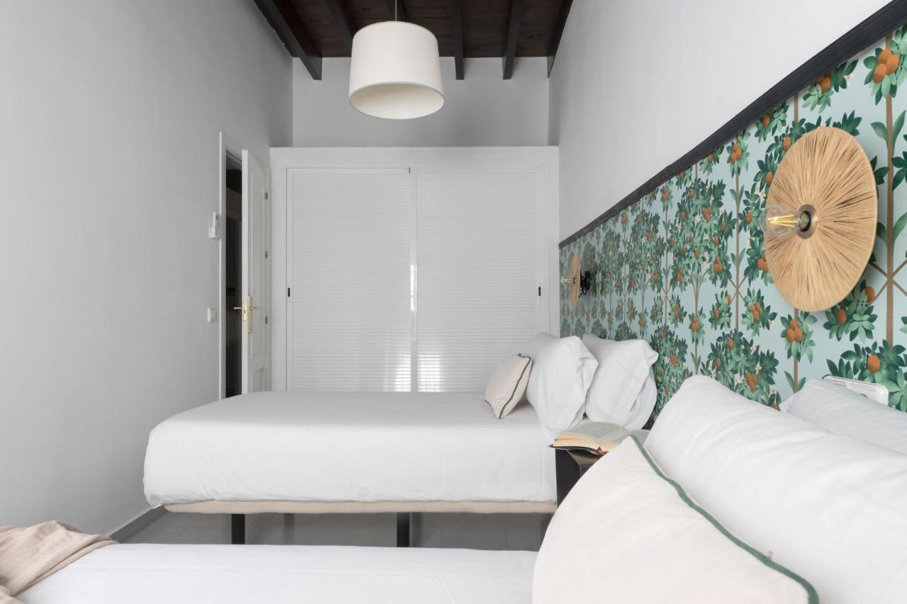 Triana Boutique Apartments By Hommyhome Seville Exterior photo