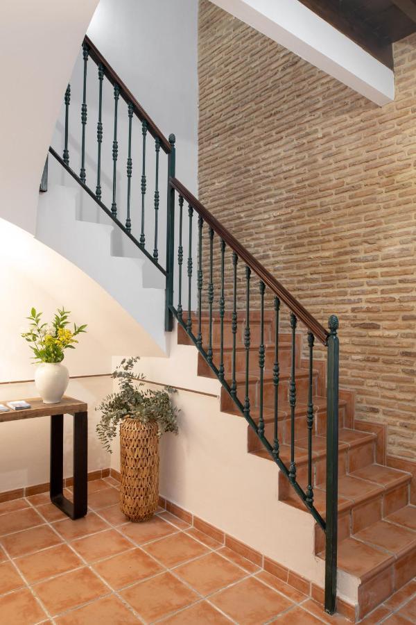 Triana Boutique Apartments By Hommyhome Seville Exterior photo
