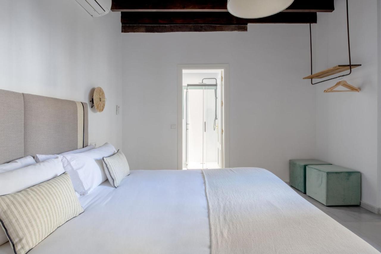 Triana Boutique Apartments By Hommyhome Seville Exterior photo
