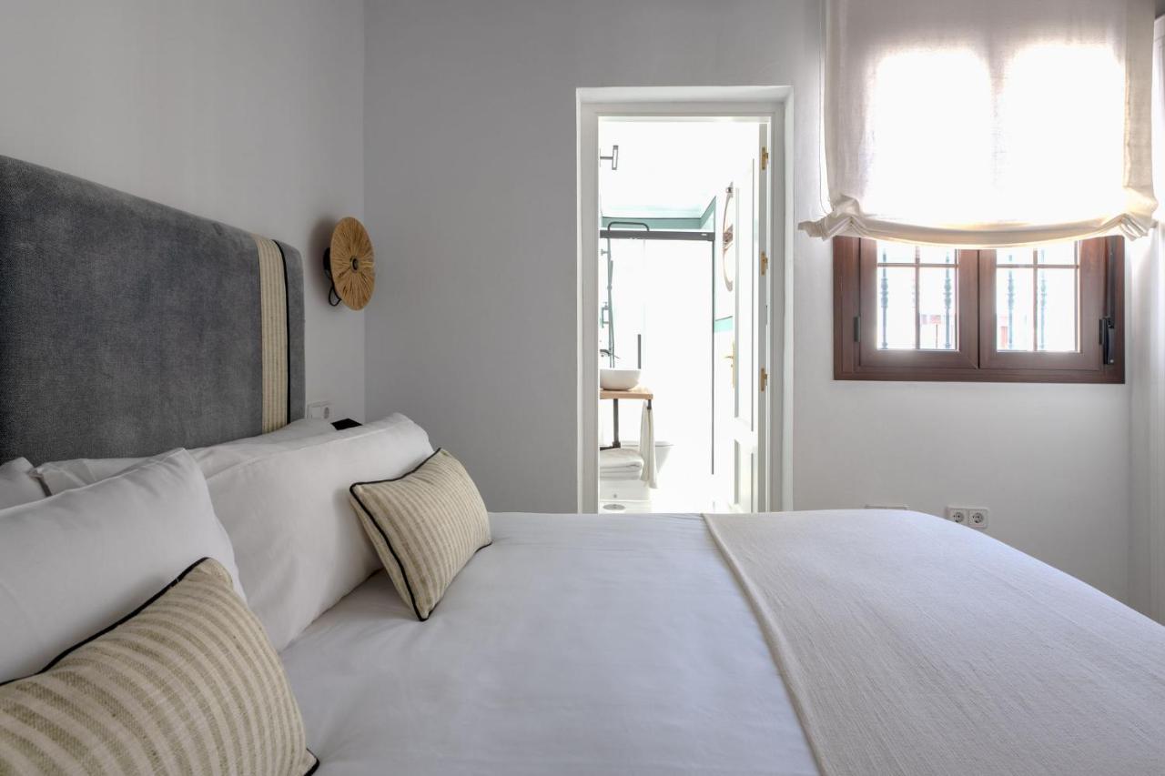 Triana Boutique Apartments By Hommyhome Seville Exterior photo