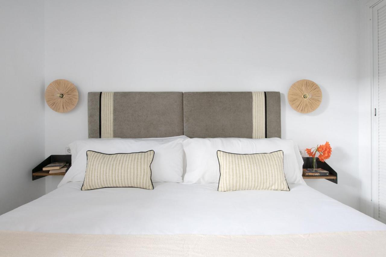 Triana Boutique Apartments By Hommyhome Seville Exterior photo