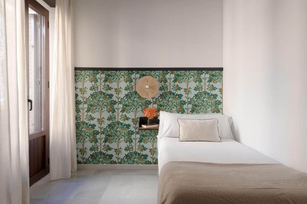 Triana Boutique Apartments By Hommyhome Seville Exterior photo