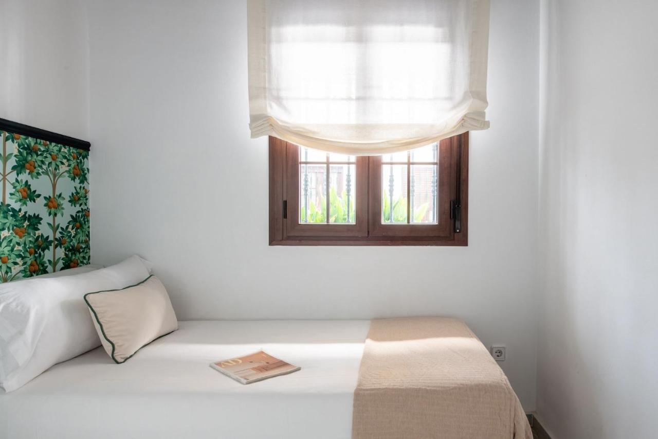 Triana Boutique Apartments By Hommyhome Seville Exterior photo