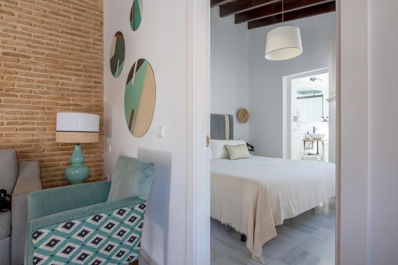 Triana Boutique Apartments By Hommyhome Seville Exterior photo